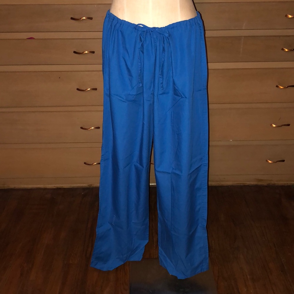 Scrub pants